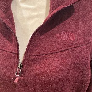 North face half zip sweater